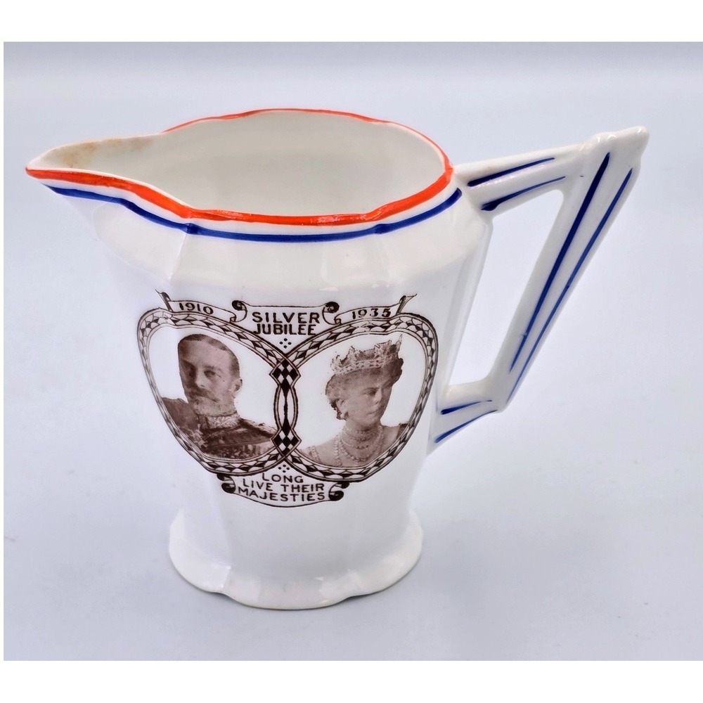 RARE Royal Albert Commemorative Creamer King George V Queen Mary Silver Jubilee